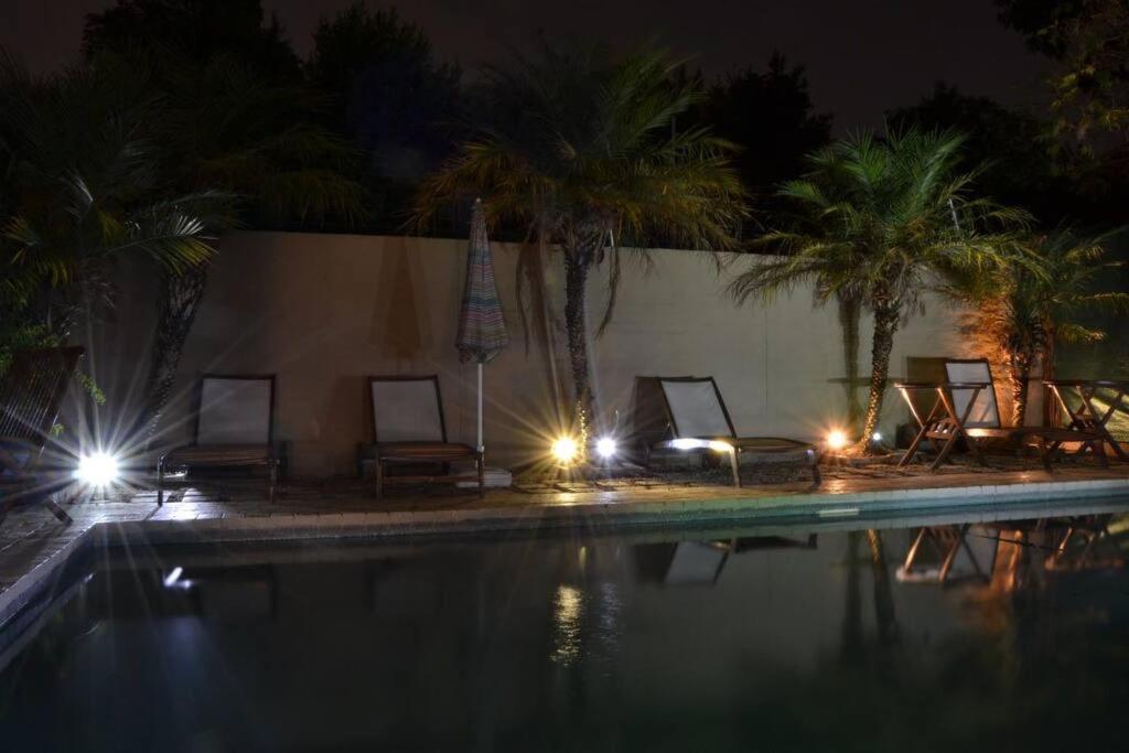 Daisy St -One Bedroom Apartment جوهانسبورغ المظهر الخارجي الصورة